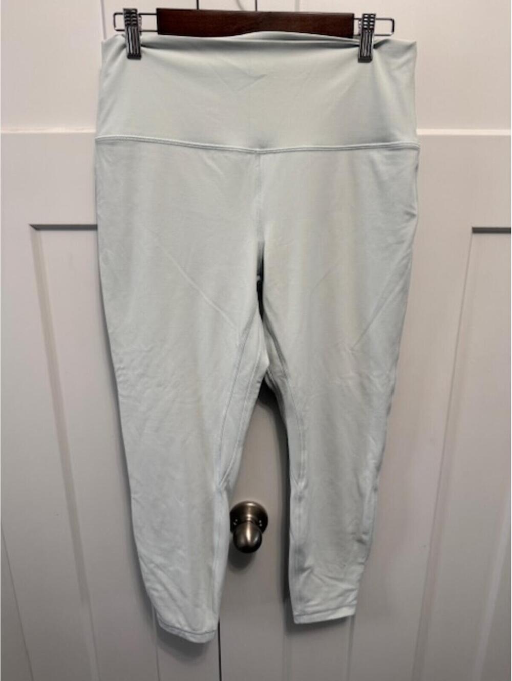 NWOT Lululemon double align mint color size 14